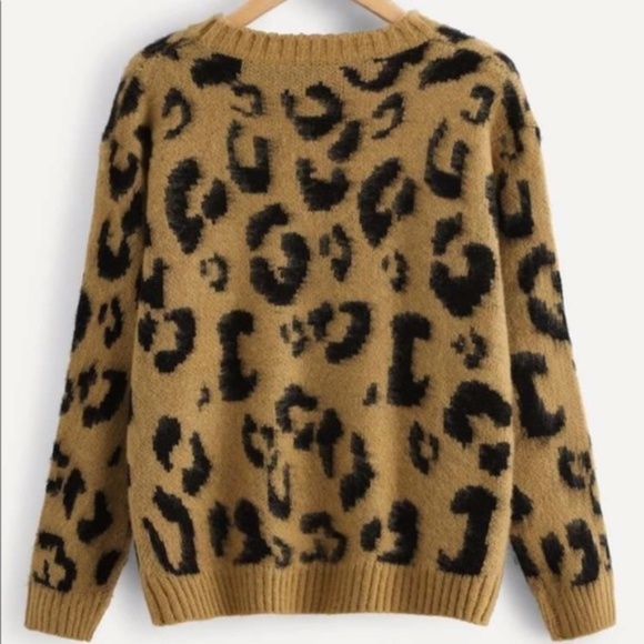 JANELLE Animal Print Softest Sweater - Picture 3 of 3